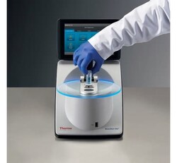 Invitrogen&trade;&nbsp;NanoDrop&trade; One<sup>C</sup> Spectrophotometer &amp; Qubit&trade; 4 Fluorometer with WiFi