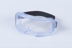 3M GoggleGear Protective Goggle 3000 Series, PVC Shroud, Clear AF Lens, Premium Cloth Strap PVC | Buy Online | 3M&trade; | Fisher Scientific