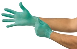 Ansell&nbsp;MICROFLEX&trade; Aloe Flex&trade; V51 Vinyl Gloves