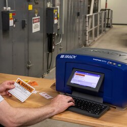 Brady&trade;&nbsp;BradyPrinter S3700 Multicolor and Cut Sign and Label Printer with Arc Flash Label Materials Kit