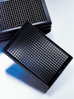 Corning™ 384-Well, Fibronectin-Treated, Flat-Bottom, Low Flange Microplate