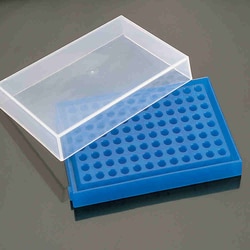 Deltalab Gradillas para PCR de polipropileno Tiras azules | Buy Online | Deltalab&trade; | Fisher Scientific