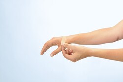 Bode Chemie X100 DERMAPLAST UNIV. PFLASTERSTRIPS 25 X 72 MM, Quantity: