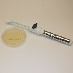 Micronova™ SwabHolder™ Tool