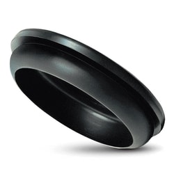 Poeppelmann Schwarze, flache Abdeckungen aus LDPE zum Abdichten, GPN 910 AD x H: 90 x 9,5 mm | Buy Online | Poeppelmann&trade; | Fisher Scientific