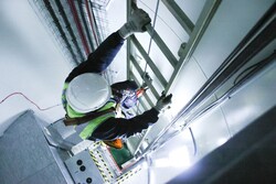 Honeywell Vi-Go Cable Vertical Safety System Capacity: 310 lb:Personal