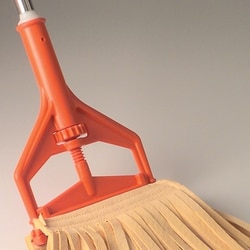 Micronova™ Quick Disconnect MicroMop™ Adapter
