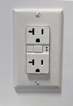 Mystaire Isola Edge Electrical Outlet Outlet; Single; 220 V:Laboratory