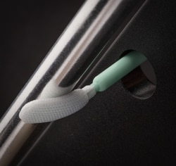 Texwipe&nbsp;Alpha&trade; Polyester Knit Cleanroom Swab with Flexible Angled Head