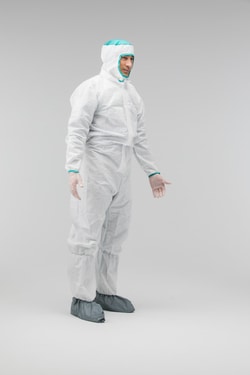 VAI&nbsp;Easy2Gown&trade; Mitcool 1700 Cleanroom Coveralls with Attached Boots