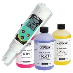 Cole-Parmer Oakton pHTestr 30 Waterproof Pocket Tester and Buffer Pack