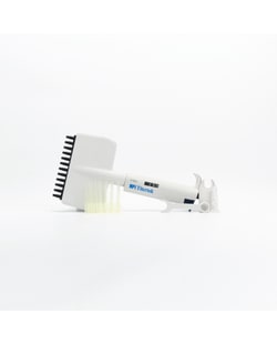 MP Biomedicals™ Titertek™ Pipettor 12-channel, 50–300μL Adjustable Volume