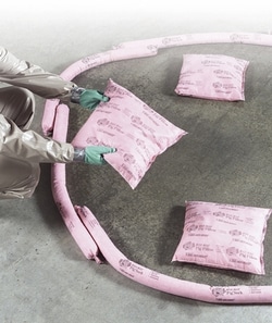 New Pig HazMat Polypropylene Chemical Absorbent Pulp 1 de chaque | Buy Online | New Pig&trade; | Fisher Scientific