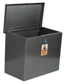 Manutan 200 litre storage bin. Hxwxd 610x1220x610mm, Quantity: Each