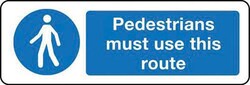 Manutan Pedestrians use this route sign. 600 x 200mm., Quantity: Pack of