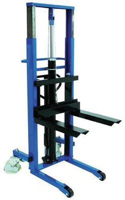 Manutan Electric lift stacker. Cap 250kg. Lift height, Quantity: Each