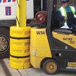 Manutan Column protector. Apperature size 160mm, Quantity: Pack of 1