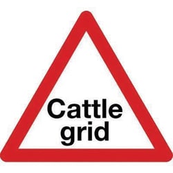 Manutan Cattle grid warning sign. 600mm triangle, Quantity: Each