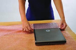 Manutan 3rolls pink anti-static bubble wxl 500mm x 100m., Quantity: Pack