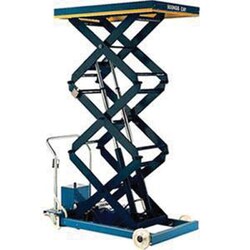 Manutan Mobile triple battery-electric hydraulics scissortable-500k, Quantity: