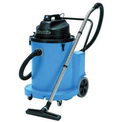 Manutan Wet vacuum cleaner. 240v. Cap 70ltr. Numatic, Quantity: Pack of