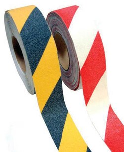 Manutan Black/ylw anti-slip hazard warning tape. Roll wxl, Quantity: Pack