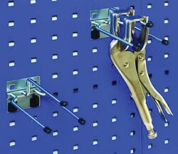 Manutan Three prong holder. Width 150mm, Quantity: Each