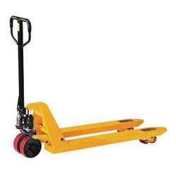 Manutan Ekwo pallet truck. Lxh 1540x1210mm. Cap 2500kg, Quantity: Each