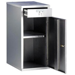 Manutan S/steel single door/single drawer cupboard. 900x45, Quantity: Each