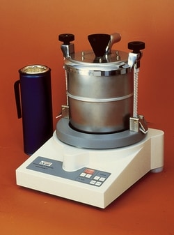 Fritsch Kryo-Box (Vorrichtung zur Mahlung in flüssigem Stickstoff), für Pulverisette 0 Vibrierende Mikromühle PULVERIZETTE | Buy Online | Fritsch&trade; | Fisher Scientific