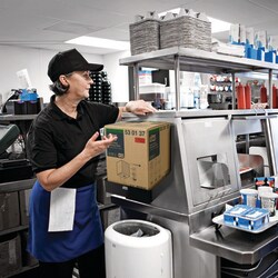 Tork Tork Kartonhalterung für Innenabrollung Schwarz W3, Wandmontage, 207210 Schwarz | Buy Online | Tork | Fisher Scientific