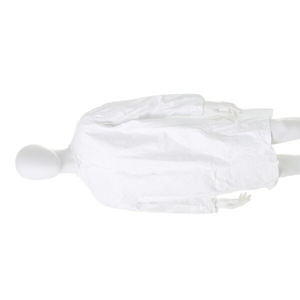 DuPont&trade;&nbsp;Tyvek&trade; IsoClean&trade; 270 Series Sterile Frocks