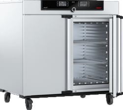 Memmert Natural Convection Oven UN 450 Plus, 208 volt, 3-Phase, without neutral, 50/60 Hz 300C