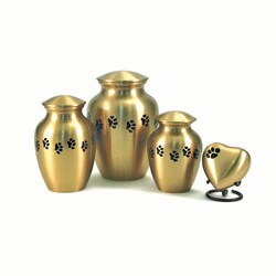 Med Vet International&nbsp;Jorvet Small Pawprint Urn, Classic Brass, J0316PPS