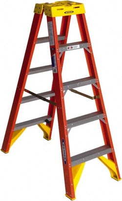 MSC&nbsp;Werner 4 Step Fiberglass Step Ladder, Type IA, 300 lb, 5 ft