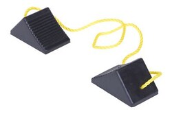 MSC&nbsp;Vestil Wheel Chock, Reinforced Rubber, Twin, 36 in Polypropylene Rope