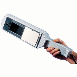 Med Vet International&nbsp;Ultraviolet Wood's light, 6-watt, 110V AC, J0312S