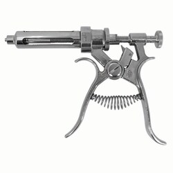 Med Vet International&nbsp;Jorvet 10cc Henke Roux Syringe, J0053HB