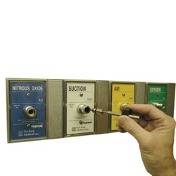 Med Vet International&nbsp;Vacuum Diss Outlet, J0537AVD, Each