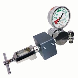 Med Vet International&nbsp;Single E Tank Bracket w/, J0560ENS, Each