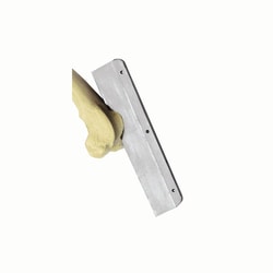 Med Vet International&nbsp;Hard-back Orthopedic Saw, 140mm long x 23mm deep with 0.4mm cut, J0219X, Each