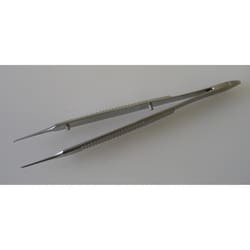 Med Vet International&nbsp;Castroviejo Fixation Forceps for Suturing Cornea, 3.5