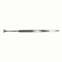 Med Vet International&nbsp;DesMarres Lip Retractor, 8mm, 16cm (6 1/4