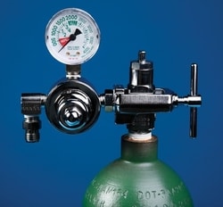 World Precision Instrument Anesthesia Oxygen Regulator for Small Tank,