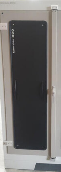 Kuhner Shaker Inc&nbsp;OPAQUE VINYL COVERING FOR WIND