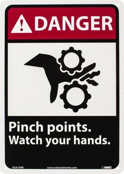 MSC&nbsp;DANGER PINCH POINTS SIGN