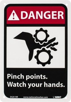 MSC&nbsp;DANGER PINCH POINTS SIGN