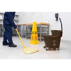 MSC&nbsp;Carlisle Mop Bucket Combo, 35 qt, Side Press Wringer, Brown