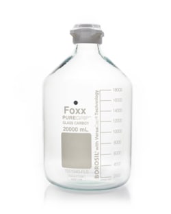 Foxx Life Sciences PUREGRIP Rhino Safety Coated Glass Carboy, Clear, 20L, with Graduation Marks and 83B VersaCap, 1/EA
