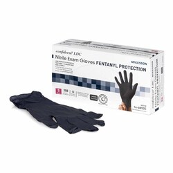 Med Vet International Exam Glove McKesson Confiderm LDC Small NonSterile Nitrile Standard Cuff Length Fully Textured Black Chemo Tested / Fentanyl Tested, 14-6N52C, 250/Box